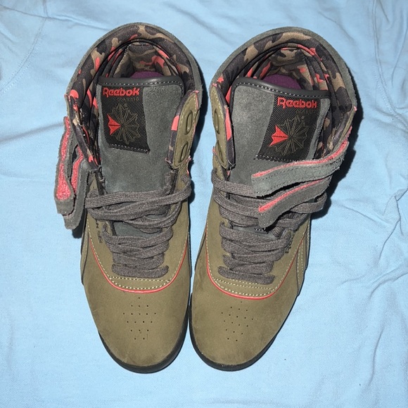 Rebook Classics Alicia Keys x Reebok Classics - Picture 6 of 7